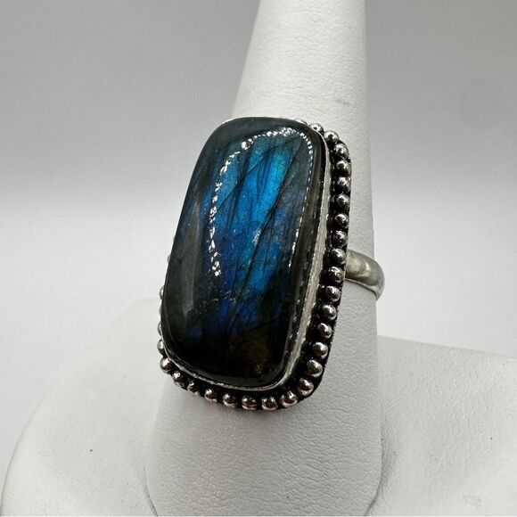 12x24mm Rectangle shaped Cabochon Labradorite in Sterling Silver Ring! - Picture 12 of 12
